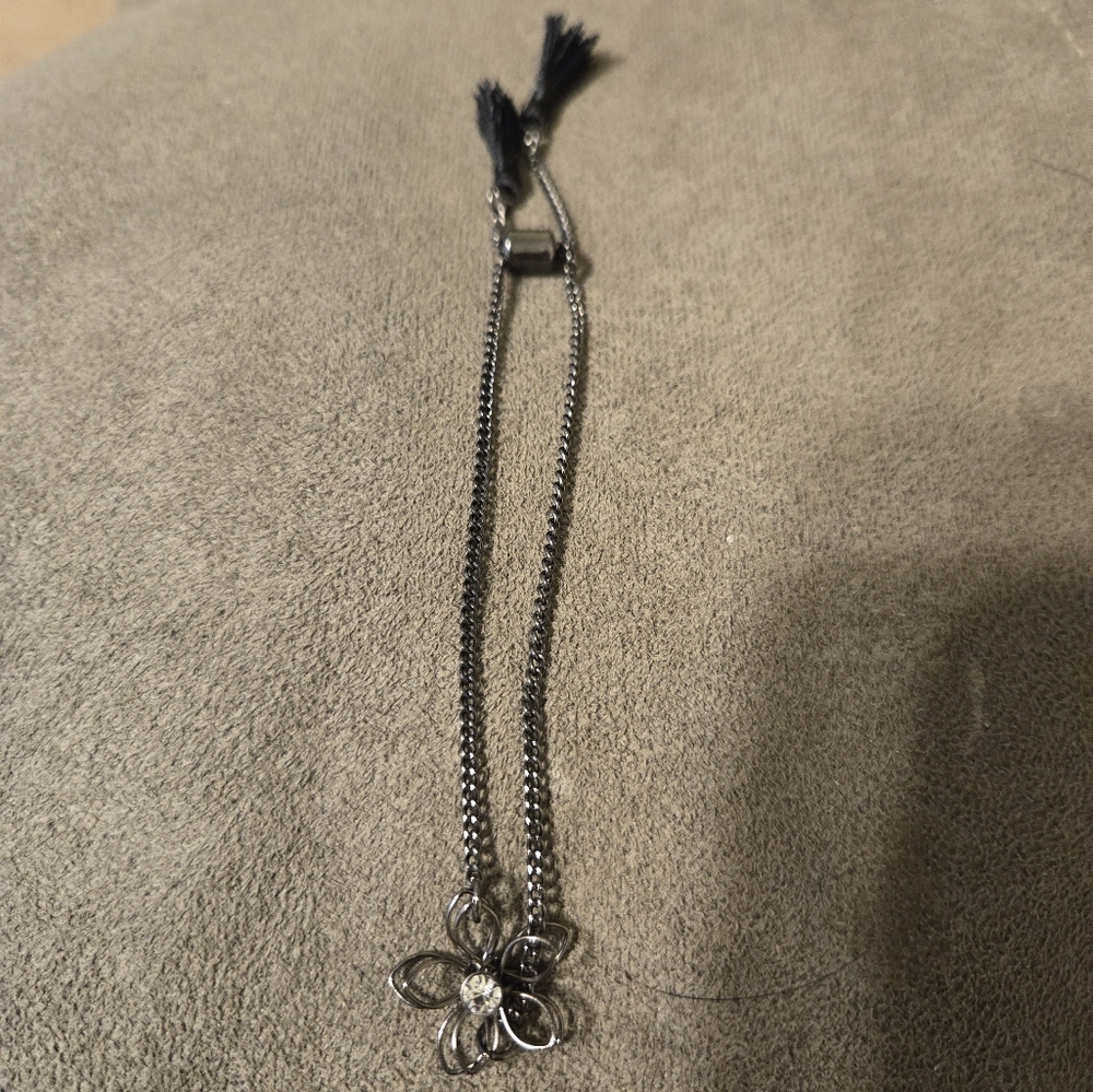 Paparazzi dainty black flower white rhinestone adjustable bracelet